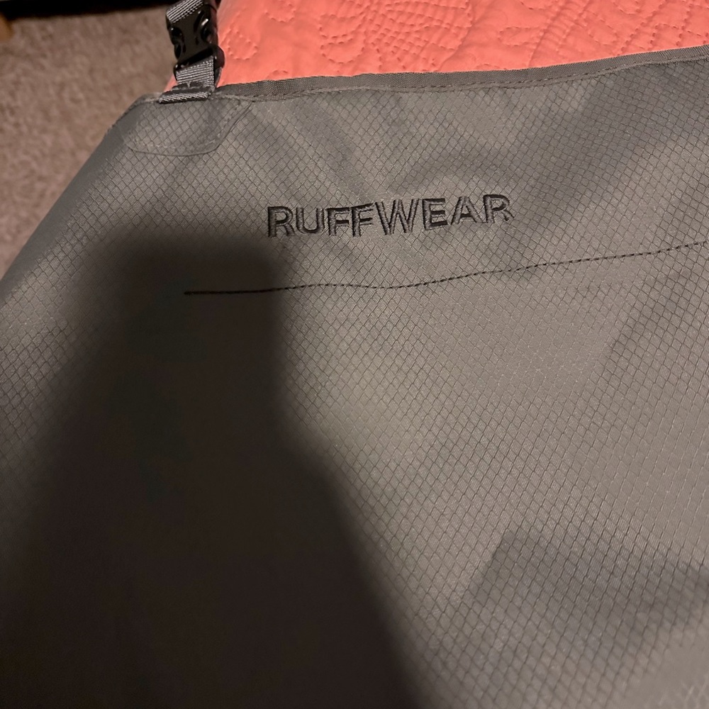 Ruffwear dirtbag car hammock